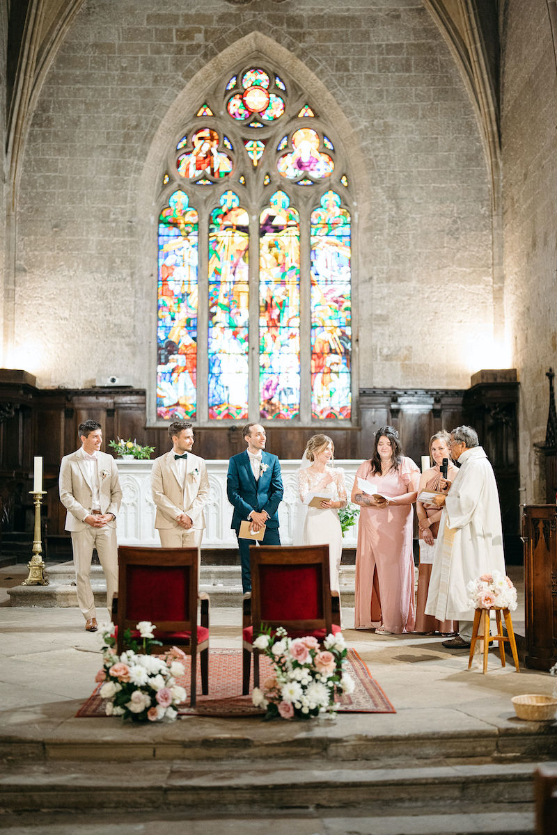 Une cérémonie de mariage catholique